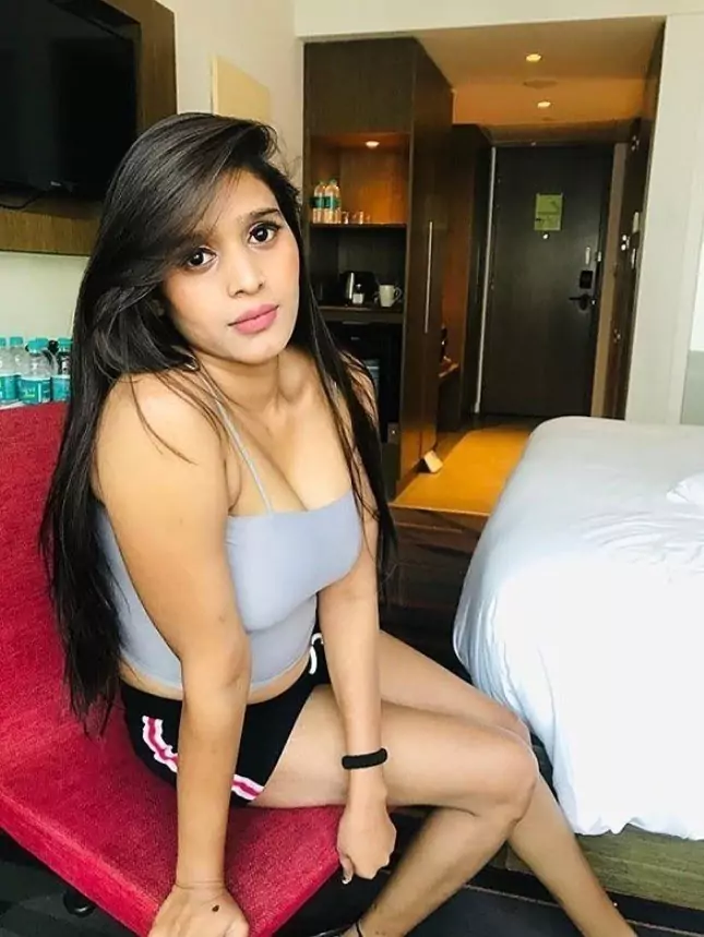 कॉल गर्ल्स सर्विस  कोडुंगल्लूर